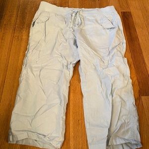 Lightweight Capri Pants